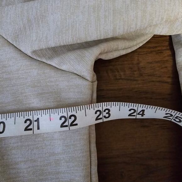 Under Armour Pullover Mens M Cream/tan 1/2 Zip‎ Fleece - Picture 6 of 7